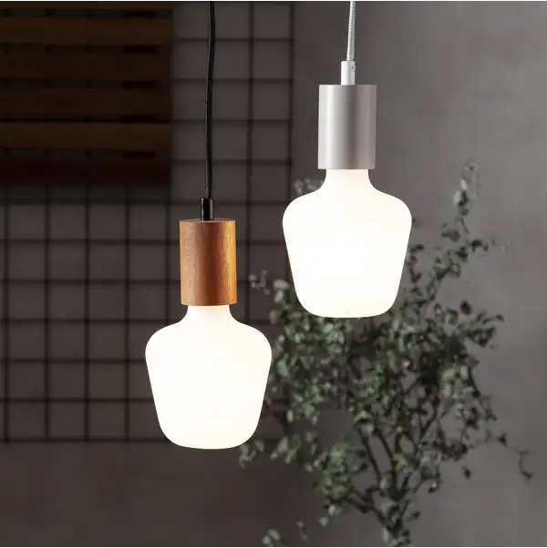 LED-lamp E27 ST125 Funkis