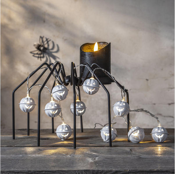 Light Chain Halloween