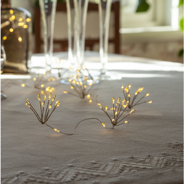 Light Chain Flower